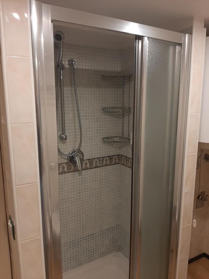 La Cabina キアーヴァリ エクステリア 写真