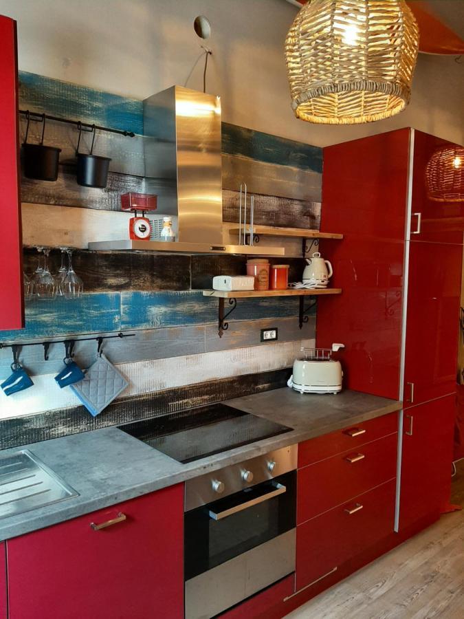 La Cabina キアーヴァリ エクステリア 写真